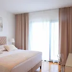 La Mar Villa