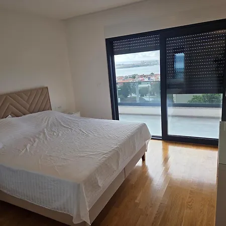 La Mar Villa Kastela