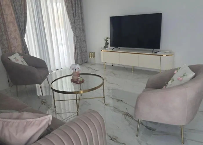 La Mar Villa